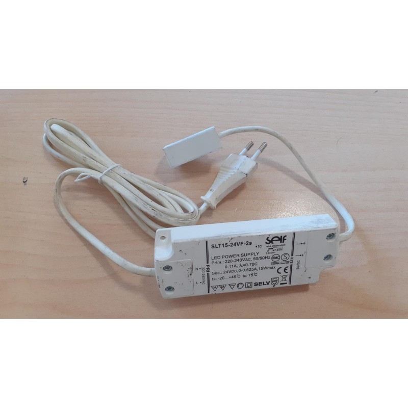 Alimentatore LED SLT15-24VF-2S 220-240 VAC 50/60Hz  USATO