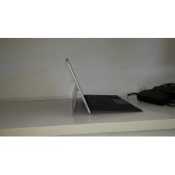 Microsoft Surface 1724 intel core i7-6650u 2,20 ghz.16gb di ram,ssd 256gb hd