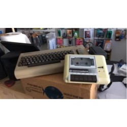 COMMODORE C64 Biscottone + Registratore Originale usato