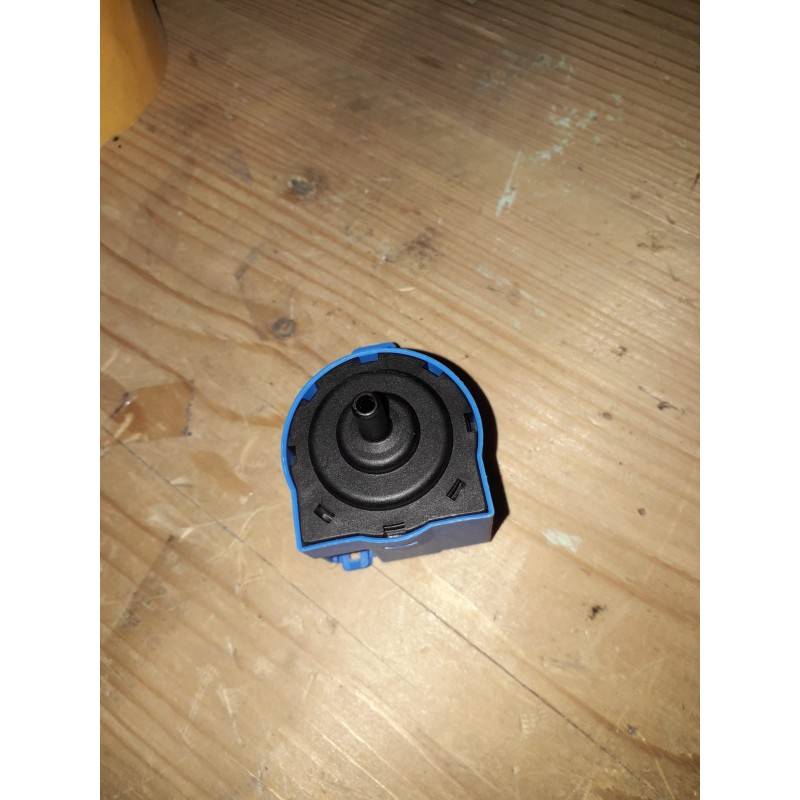 Pressostato Lineare Della Lavatrice - ST-545 (545-AA-003) Hotpoint. Numero del ricambio C00381612