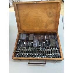 CARATTERI MOBILI PER TIPOGRAFIA          USATO