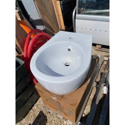 Bidet in ceramica monoforo sospeso ESEDRA