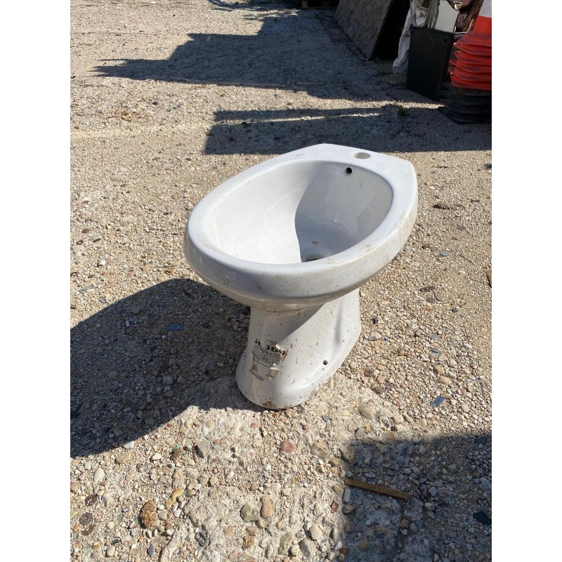 Ceramica Globo – Bidet a terra