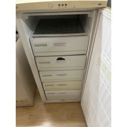 CONGELATORE WEGA WHITE                       USATO