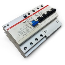 Interruttore magnetotermico...