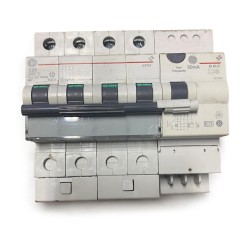 interruttore magnetotermico differenziale C25 672111 salvavita 30mA 607668