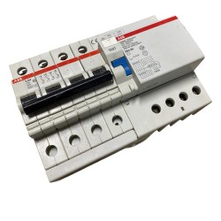 interruttore magnetotermico...