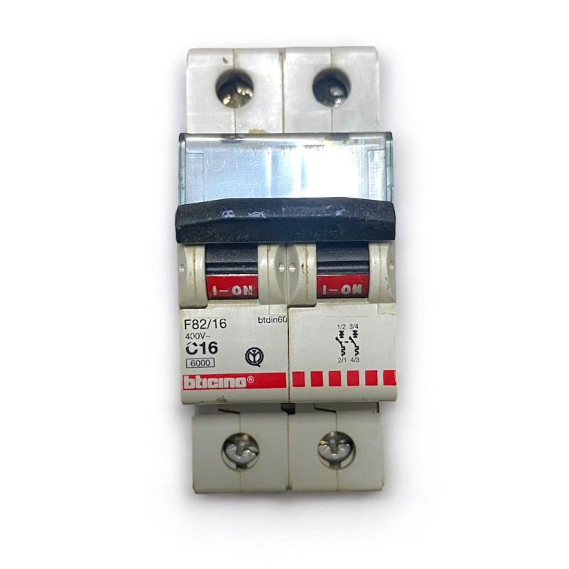 interruttore magnetotermico Bticino BTDIN60 F82/16 16A 400V