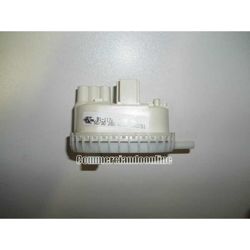 PRESSOSTATO COD. B1-117C 461971040751  LAVATRICE WHIRLPOOL AWT9120/1  usato agx