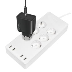 LogiLink Wi-Fi Smart Steckdosenleiste 6-fach (CEE7/3) 4x USB Tuya kompatibel SH0105