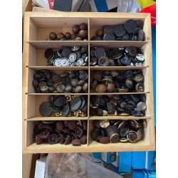 BOTTONI IN METTALO, LEGNO, PLASTICA 60 PEZZI A SCELTA COLORI MISTI E VARIE MISURE