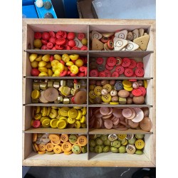 BOTTONI IN METTALO, LEGNO, PLASTICA 60 PEZZI A SCELTA COLORI MISTI E VARIE MISURE