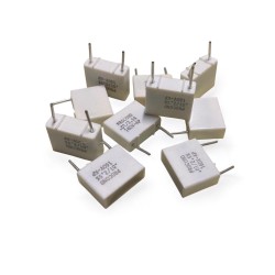 10 PZ. Condensatore in...