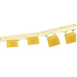Lotto 100pz. Condensatori al Tantalio 33uF 10V - Marconi SBI