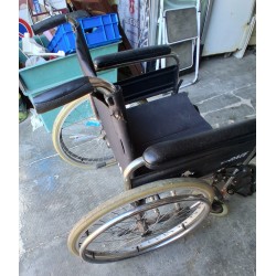 SEDIA A ROTELLE  SURACE  USATA