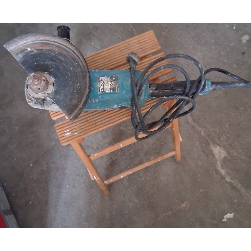 smerigliatrice angolare professionale Makita GA9020  usata
