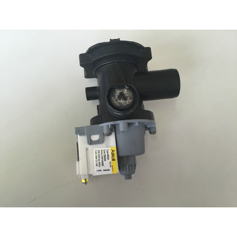 POMPA codice  296006 TYPE M224 PER LAVATRICE ARISTON AQSL 109 IT usato agx