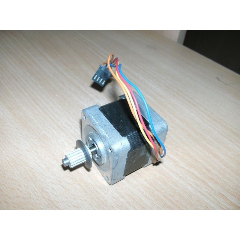 MOTORE PASSO PASSO STEPPING MOTOR SANYO DENKI 103H548-0440 USATO lrx